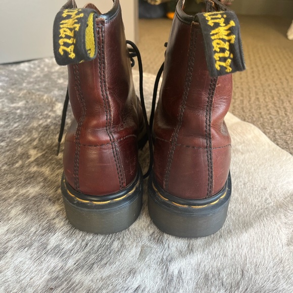 Vintage Doc Martin Boots - Picture 5 of 8